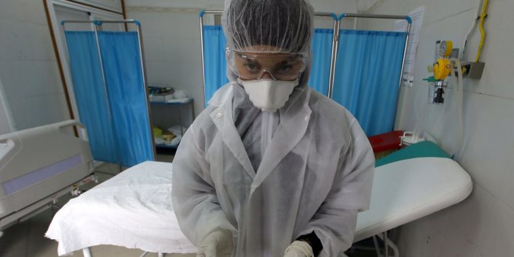 Για πρώτη φορά ασθενής μολύνθηκε δύο φορές από τον ιό – News.gr