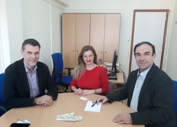 ΔΙΟΝΥΣΙΑ ΑΥΓΕΡΙΝΟΠΟΥΛΟΥ: Επίσκεψη στον ΕΟΑΝ για τα συστήματα εναλλακτικής διαχείρισης, την ανακύκλωση και το περιβαλλοντικό τέλος πλαστικής σακούλας