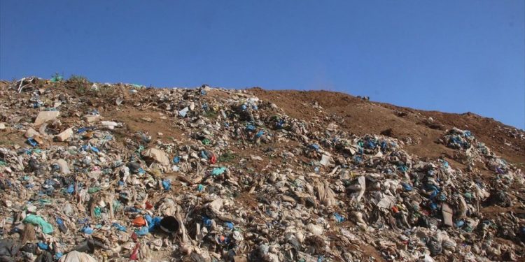 Ευρωπαϊκό Δικαστήριο: Μείωση προστίμου για τις ανεξέλεγκτες ελληνικές χωματερές