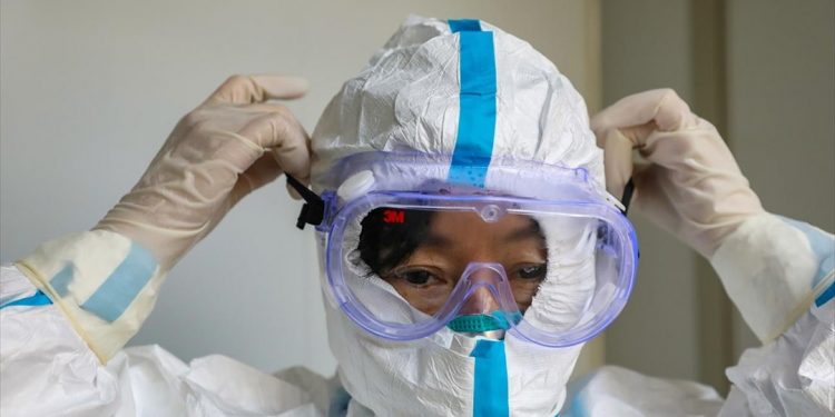 Κίνα: Μεταφέρθηκαν πάνω από 30 τόνοι ιατρικού υλικού για την αντιμετώπιση του κοροναϊού