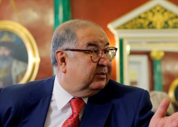 Ο Ουσμάνοφ δώρισε στο Ολυμπιακό μουσείο το μανιφέστο του ντε Κουμπερτέν