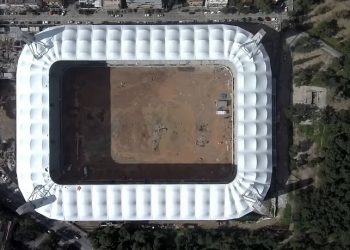 Σκεπάστηκε πλήρως η «Αγιά Σοφιά» και οι εικόνες από το γήπεδο της ΑΕΚ καθηλώνουν
