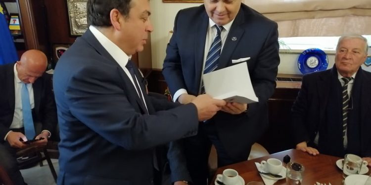 ΔΗΜΟΣ ΠΥΡΓΟΥ: Επίσκεψη από τον Δήμαρχο  Άργους – Μυκηνών Δημήτρη Καμπόσο