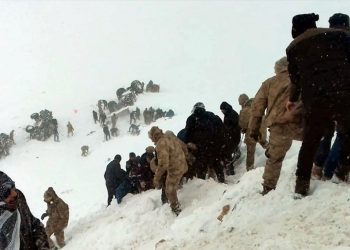 Τουρκία: Τουλάχιστον 23 νεκροί από νέα χιονοστιβάδα