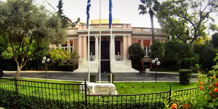 Ο τέκτονας που πούλησε το σπίτι του στο κράτος για να γίνει η πρωθυπουργική κατοικία