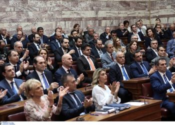 Θετικός στον ιό διαγνώστηκε βουλευτής της ΝΔ – News.gr