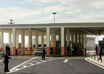 Η Τουρκία έκλεισε το τελωνείο στους Κήπους – News.gr