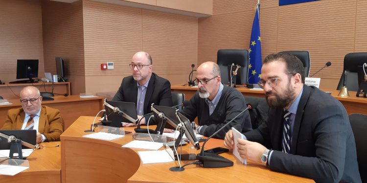 ΠΕΡΙΦΕΡΕΙΑ ΔΥΤΙΚΗΣ ΕΛΛΑΔΑΣ: Ενημέρωση των περιφερειακών παρατάξεων για τα μέτρα που λαμβάνονται για τον κορωνοϊό και τον ρόλο της Περιφέρειας