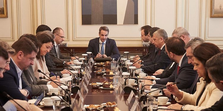 ΠΕΡΙΦΕΡΕΙΑΡΧΗΣ ΔΥΤΙΚΗΣ ΕΛΛΑΔΑΣ: “Ύψιστο το διακύβευμα προστασίας της δημόσιας υγείας”