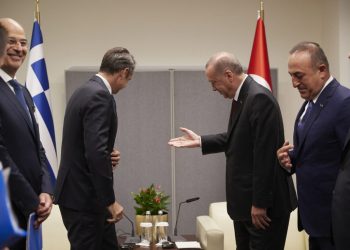 Ο Ερντογάν αρνήθηκε να καθίσει στο ίδιο τραπέζι με τον Μητσοτάκη – Η απάντηση της ελληνικής κυβέρνησης – News.gr