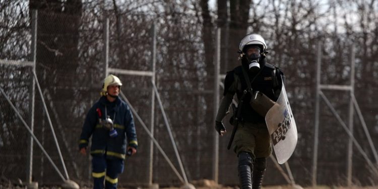 Έκλεισαν τα χερσαία σύνορα Ελλάδας -Τουρκίας – News.gr
