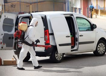 Σε 117 τα κρούσματα στην Ελλάδα – Κλείνουν σινεμά, θέατρα και κέντρα διασκέδασης – News.gr