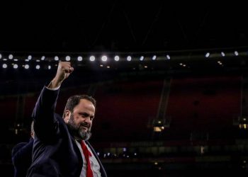 Αρνητικά τα τεστ που έκανε – «Ας πειθαρχήσουμε και να είστε σίγουροι ότι θα αντέξουμε» – Newsbeast