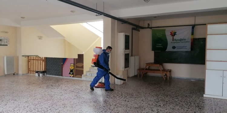 Απολυμαίνονται όλα τα σχολεία και τα κτήρια του δήμου Ήλιδας