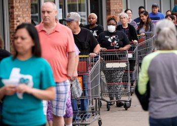 Κορονοϊός: Τα καταστήματα που από το πρωί βάζουν λουκέτο