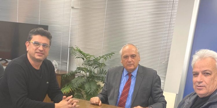 ΔΗΜΟΣ ΑΝΔΡΑΒΙΔΑΣ – ΚΥΛΛΗΝΗΣ: Συνάντηση του Δημάρχου Γιάννη Λέντζα με τον Διευθύνοντα Σύμβουλο της Ε.Ε.Τ.Α.Α.