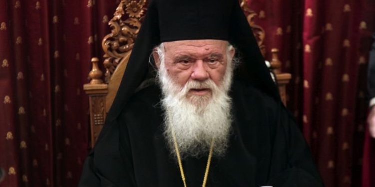 Οι κληρικοί μας δεν τηρούν «παρουσιολόγιο» στους ιερούς ναούς – News.gr