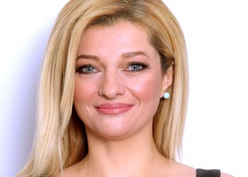 Δωρεάν πρόσβαση σε πλατφόρμα εκπαίδευσης για τους μαθητέςτου Νομού Ηλείας προσφέρει η Δρ. Αυγερινοπούλου