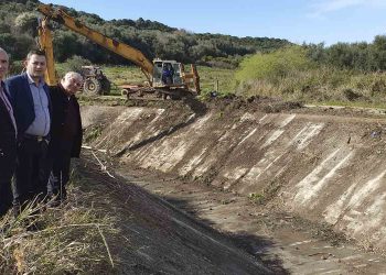 Καθαρίζονται οι διώρυγες, οι πρώιμες καλλιέργειες ζητούν νερό…!