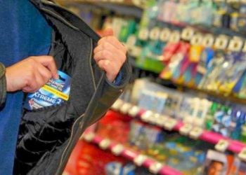 ΠΥΡΓΟΣ: Συνελήφθησαν δύο δράστες για ληστεία σε σούπερ μάρκετ