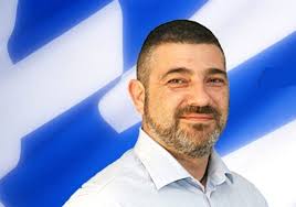 ΧΑΡΗΣ ΜΙΧΑΛΑΚΟΠΟΥΛΟΣ: “Άλλοι 2 νεκροί κ. Καραμανλή (Υπουργέ). Κοιμάστε ήσυχος-πως πάνε οι μπίζνες;”