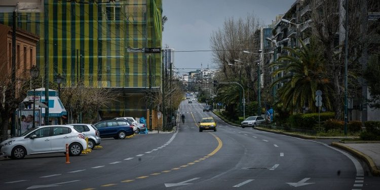 Ποια μέτρα περιορισμού των μετακινήσεων έρχονται τις επόμενες ημέρες – News.gr