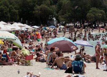 ΕΡΕΥΝΑ MARLAB: Το 47% των Ελλήνων σχεδιάζει ήδη διακοπές