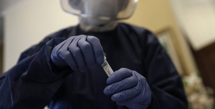 Κορονοϊός: Θετικά τα 20 από τα 29 δείγματα στη συνοικία της Νέας Σμύρνης στη Λάρισα