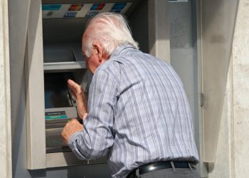 Πότε θα καταβληθούν οι συντάξεις Μαΐου – News.gr