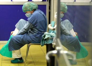 Συναγερμός για 15χρονο στην Πάτρα με ύποπτα συμπτώματα – News.gr