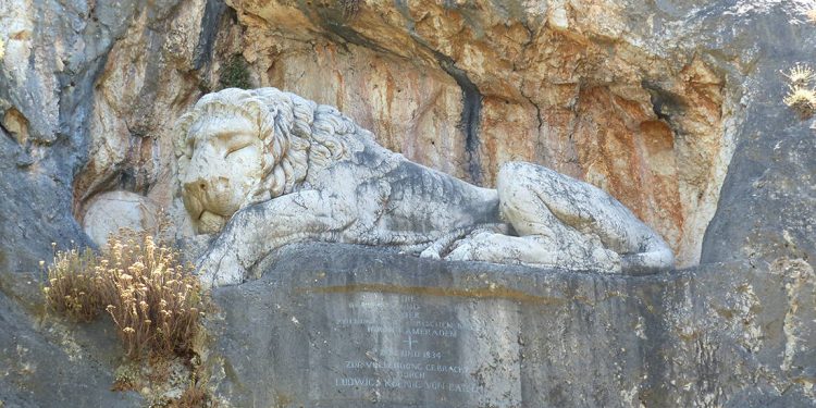 Ο κοιμώμενος «Λέων των Βαυαρών» και η τραγική ιστορία που κουβαλά – Newsbeast