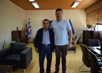 ΔΗΜΟΣ ΑΝΔΡΑΒΙΔΑΣ – ΚΥΛΛΗΝΗΣ: Επίσκεψη στον Δήμαρχο από τον Πρόεδρο της Κοινότητας Μπορσίου Παναγόπουλο Χρήστο