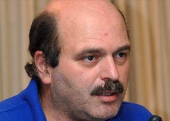 Πέθανε ο σκηνοθέτης Γιάννης Καραχισαρίδης