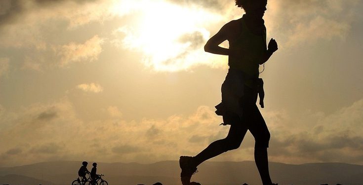 Συμφωνία Αυγενάκη - Βρούτση για 599 θέσεις από το πρόγραμμα κοινωφελούς εργασίας του ΟΑΕΔ