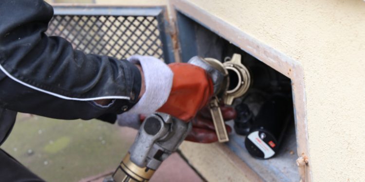 ΠΕΤΡΕΛΑΙΟ ΘΕΡΜΑΝΣΗΣ: Παράταση μέχρι τις 15 Μαΐου