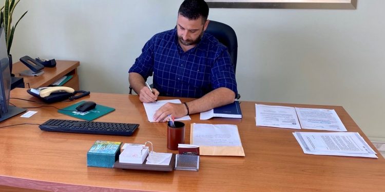 ΠΕΡΙΦΕΡΕΙΑ ΔΥΤΙΚΗΣ ΕΛΛΑΔΑΣ: Υπογραφή σύμβασης μελετών για αντιμετώπιση κατολισθήσεων σε περιοχές της Π.Ε. Ηλείας