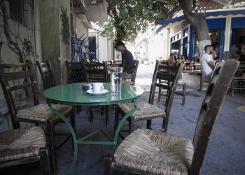 Ανακοινώνονται μέτρα για επιχειρήσεις και νοικοκυριά: Μειώσεις φόρων, περισσότερες δόσεις και «ανάσα» στην εστίαση