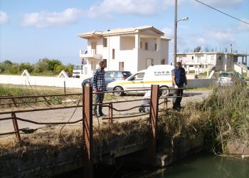 Τοποθετήθηκαν προστατευτικά κιγκλιδώματα στην τάφρο στο Καταράχι