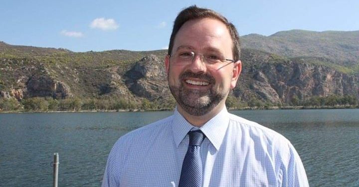 ΝΙΚΟΣ ΚΟΡΟΒΕΣΗΣ: “Ανακούφιση για χιλιάδες επαγγελματίες και συμβολή στην προστασία της δημόσιας υγείας, η ΚΥΑ για τις παραχωρήσεις σε παραλίες”