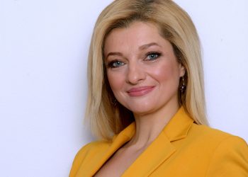 ΔΙΟΝΥΣΙΑ ΑΥΓΕΡΙΝΟΠΟΥΛΟΥ: Τηλεδιάσκεψη με Βλαστό για την αξιοποίηση της περιουσίας της ΕΤΑΔ στην Ηλεία
