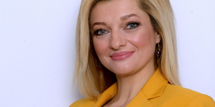 ΔΙΟΝΥΣΙΑ ΑΥΓΕΡΙΝΟΠΟΥΛΟΥ: Τηλεδιάσκεψη με Βλαστό για την αξιοποίηση της περιουσίας της ΕΤΑΔ στην Ηλεία