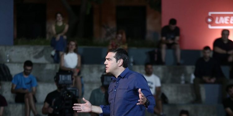 Α. Τσίπρας: Η κυβέρνηση στοχεύει σε «ανοσία αγέλης στην οικονομία και σε υποβάθμιση της εργασίας».