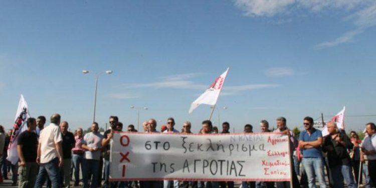 ΟΜΟΣΠΟΝΔΙΑ ΑΓΡΟΤΙΚΩΝ ΣΥΛΛΟΓΩΝ ΗΛΕΙΑΣ: “Εγκληματούν εις βάρος των πατατοπαραγωγών”