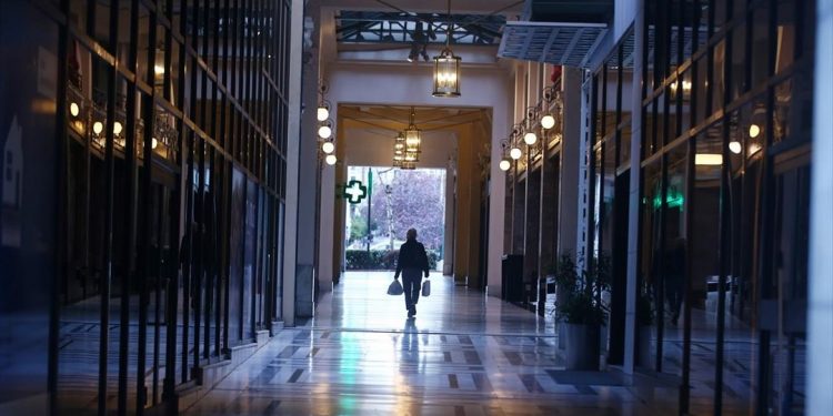 Αποζημίωση ειδικού σκοπού: Πώς θα την εισπράξουν επιχειρήσεις και εργαζόμενοι τον Μάιο