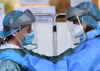 Covid-19: Ξεπέρασαν τους 280.000 οι νεκροί παγκοσμίως - Πάνω από 4 εκατ. τα κρούσματα