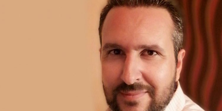 ΧΑΡΗΣ ΜΙΚΕΛΟΠΟΥΛΟΣ: “Ο πολιτισμός δεν διχάζει – μόνο ενώνει”
