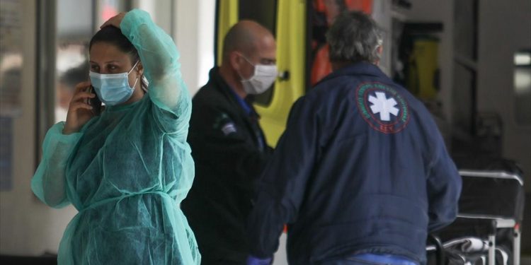 Κορωνοϊός: Στους 162 οι νεκροί, εννέα νέα κρούσματα στην Ελλάδα