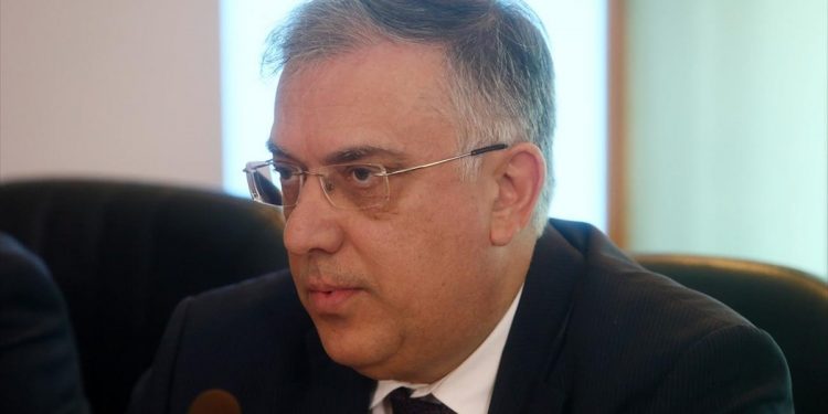 Με απόφαση Θεοδωρικάκου 75 εκατ. ευρώ έκτακτη επιχορήγηση στους δήμους