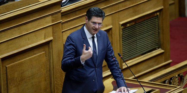ΔΙΟΝΥΣΗΣ ΚΑΛΑΜΑΤΙΑΝΟΣ: “Επιβάλλεται η προστασία των αγροτικών προϊόντων”