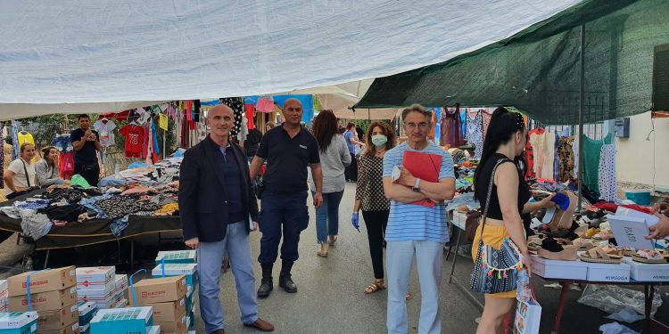 Έλεγχοι και συστάσεις στην λαϊκή αγορά της Ζαχάρως…